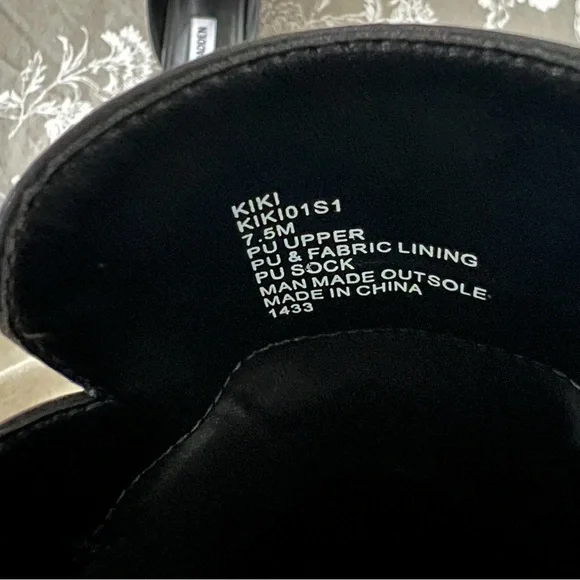 Steve Madden KIKI Mules - Black, Size 7.5 - Picture 3 of 11